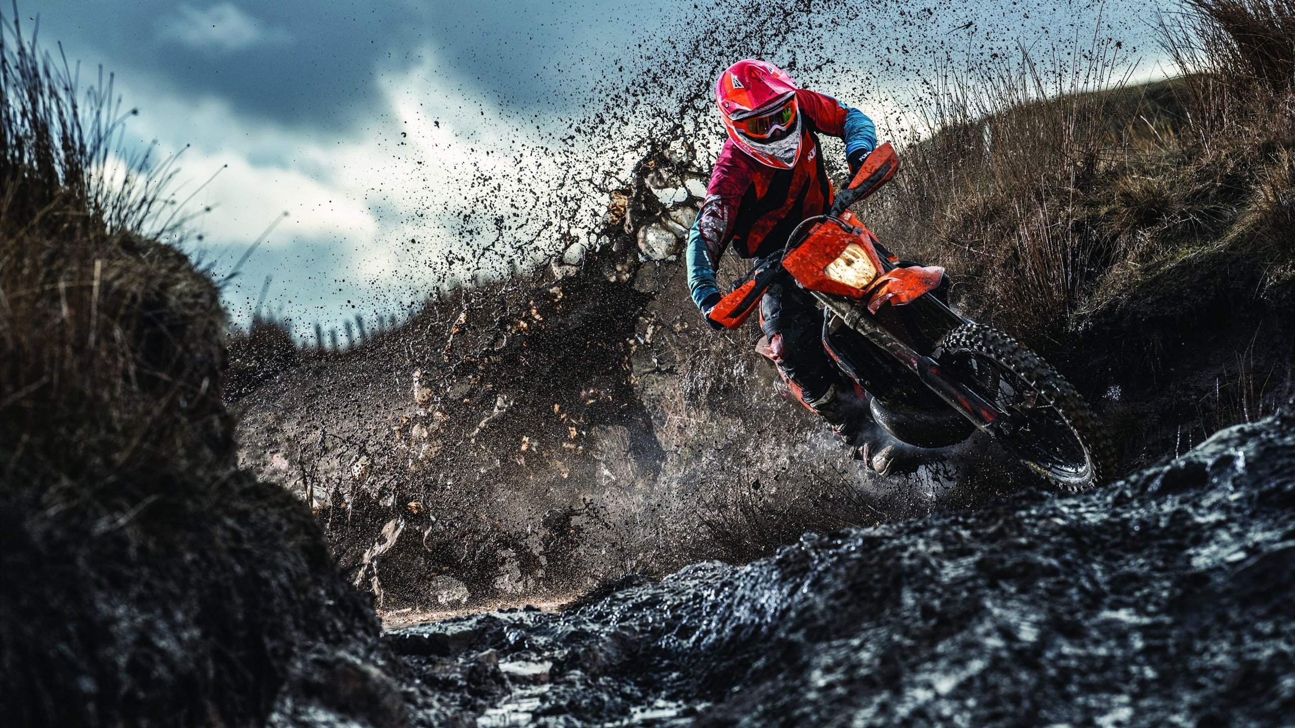 体育投资:地方政府与企业共建训练基地推动区域体育发展,体育产业用地扶持政策