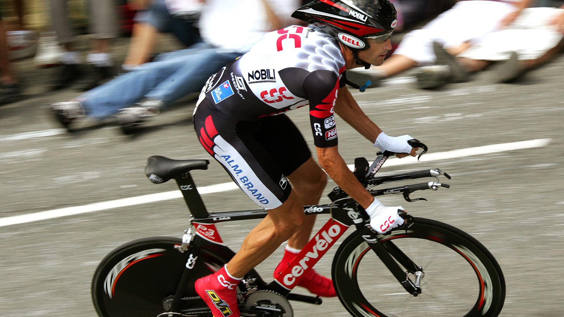 乐鱼-曼城对细节的把握体现出强队应有的稳定性，曼城太强